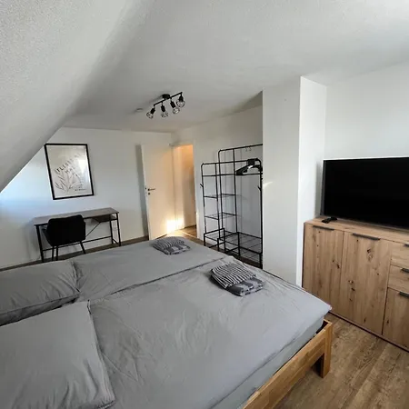 Nyaraló Ellis Haeusle