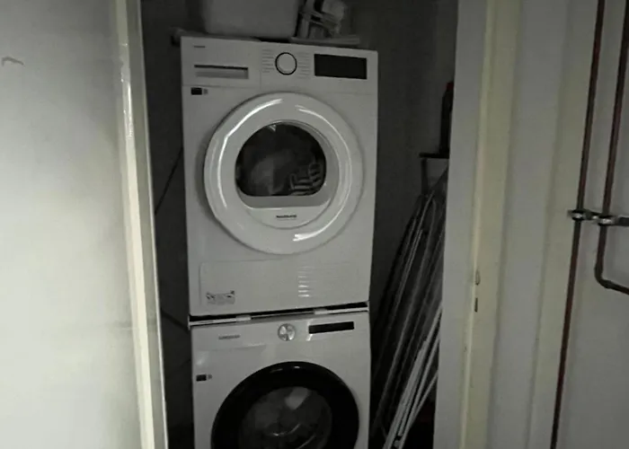 Ellis Haeusle Nyaraló *