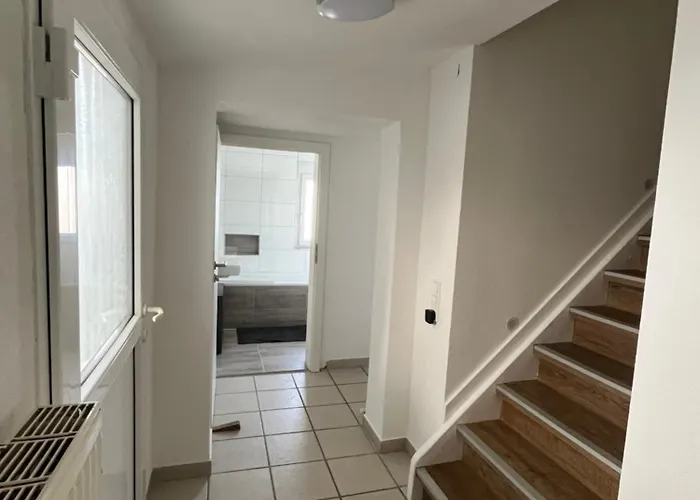 Nyaraló Ellis Haeusle *